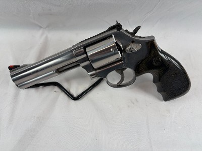 SMITH & WESSON 686 PLUS .357 MAG