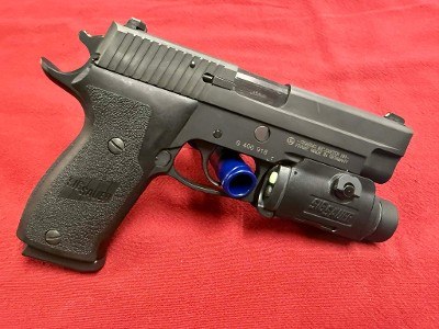 SIG SAUER P2022 MADE IN GERMANY 45 ACP WITH STL-900 WEAPON LIGHT .45 ACP