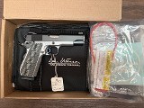 DAN WESSON V-BOB COMMANDER 1911.45 ACP .45 ACP - 2 of 3