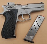 SMITH & WESSON 3906 9MM LUGER (9x19 PARA)