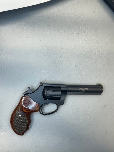 CHARTER ARMS PATHFINDER .22 LR