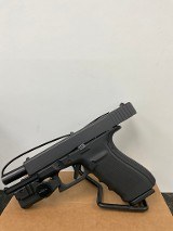 GLOCK G21 GEN 4 .45 S&W - 1 of 3