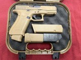 GLOCK G19X GEN5 PEANUT BUTTER COLOR FDE 9MM LUGER (9x19 PARA) - 1 of 3