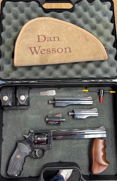 DAN WESSON FIREARMS 22 .22 LR