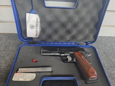 SMITH & WESSON SW1911 E SERIES SCANDIUM FRAME .45 ACP