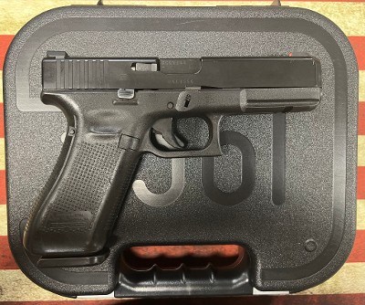 GLOCK G17 GEN 5 9MM LUGER (9X19 PARA)