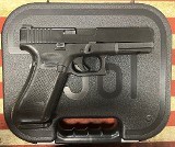 GLOCK G17 GEN 5 9MM LUGER (9X19 PARA) - 1 of 3