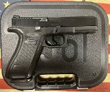 GLOCK G17 GEN 5 9MM LUGER (9X19 PARA) - 3 of 3