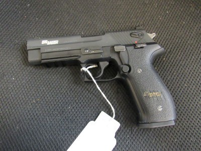 SIG SAUER Mosquito .22 LR - Image 1 of 3
