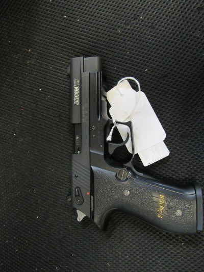 SIG SAUER Mosquito .22 LR - Image 3 of 3
