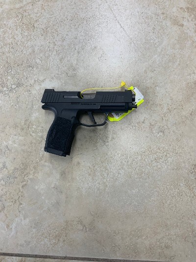 SIG SAUER P365 XL 9MM LUGER (9x19 PARA)