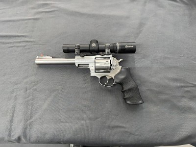 RUGER SUPER REDHAWK .44 MAGNUM