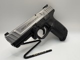SMITH & WESSON SD9 VE 9MM LUGER (9x19 PARA) - 1 of 3