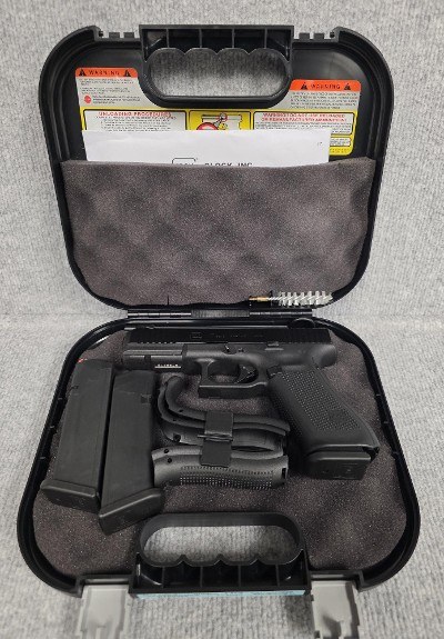 GLOCK G17 GEN5 9MM LUGER (9X19 PARA)