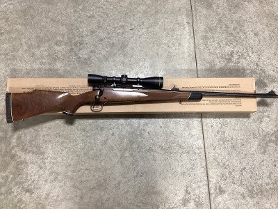 WINCHESTER MODEL 70 .300 WIN MAG