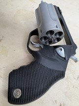 TAURUS JUDGE PUBLIC DEFENDER POLY .45lc / .410 - Image 3 of 3