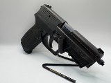 SIG SAUER SP2022 .40 S&W - 2 of 3