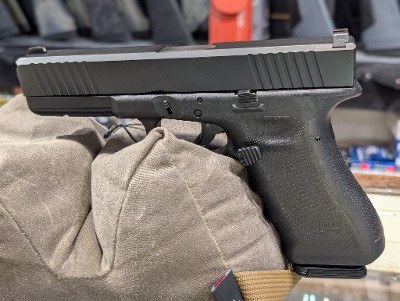 GLOCK 17 Gen 3 9MM LUGER (9x19 PARA)