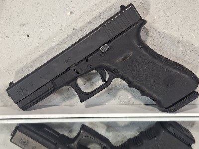 GLOCK G17 GEN 3 9MM LUGER (9X19 PARA)