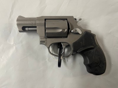 TAURUS 85 .38 SPL