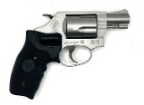 SMITH & WESSON 637-2 .38 SPL +P - 2 of 3