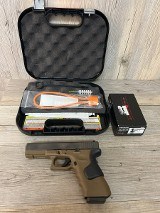 GLOCK G17 9MM LUGER (9x19 PARA) - 1 of 3