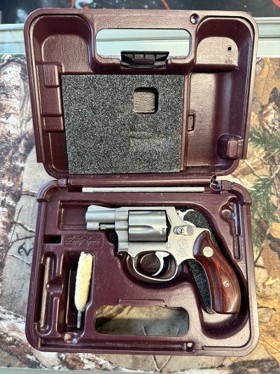 SMITH & WESSON 60-3 .38 SPL
