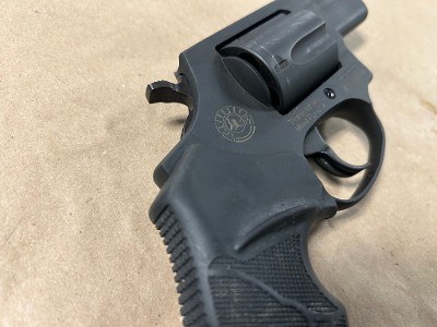 TAURUS 85 .38 SPL - Image 3 of 3