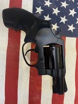 SMITH & WESSON 36-7 .38 SPL - 2 of 2