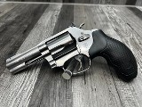 SMITH & WESSON 60-15 .357 MAG - 1 of 3