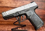 SMITH & WESSON (S&W) Two-Tone SD9VE9MM LUGER (9x19 PARA) - 1 of 3