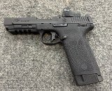 SMITH & WESSON M&P22 MAGNUM .22 WMR - 2 of 3