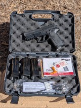 SIG SAUER SP2022 9MM LUGER (9X19 PARA) - 2 of 3