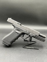 GLOCK G22 GEN 3.40 CALIBER - 1 of 3