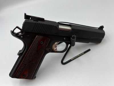 SPRINGFIELD ARMORY 1911 RANGE OFFICER.45 ACP - Image 3 of 3