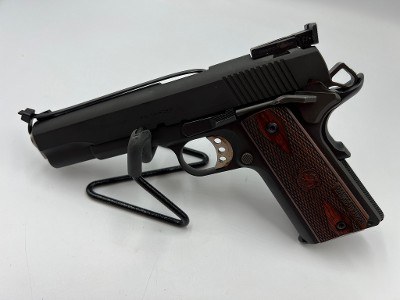 SPRINGFIELD ARMORY 1911 RANGE OFFICER.45 ACP - Image 1 of 3
