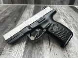 SMITH & WESSON SIGMA SW40VE 40 Smith & Wesson - 1 of 3