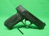 SMITH & WESSON M&P40 .40 S&W - 2 of 3
