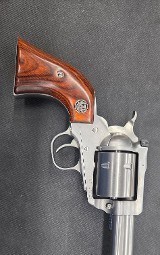 RUGER NEW MODEL SUPER BLACKHAWK .44 MAGNUM - 2 of 3
