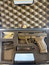 WALTHER P99 .40 S&W - 3 of 3