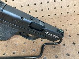SMITH & WESSON SHIELD 9MM 9MM LUGER (9x19 PARA) - 2 of 3