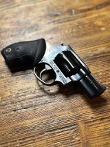 TAURUS 85 .38 SPL - 2 of 2