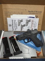 SMITH & WESSON PERFORMANCE CENTER SHIELD X CARRY COMP (MANUAL SAFETY) 9MM LUGER (9x19 PARA) - 1 of 3