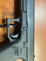 GLOCK 17 GEN 5 9MM LUGER (9x19 PARA) - 2 of 3