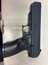 HI-POINT JCP-40 40 Smith & Wesson - 1 of 2