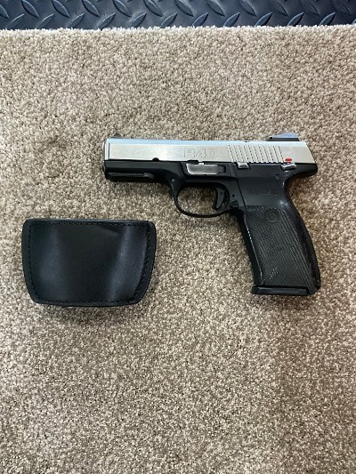 RUGER SR40 .40 S&W
