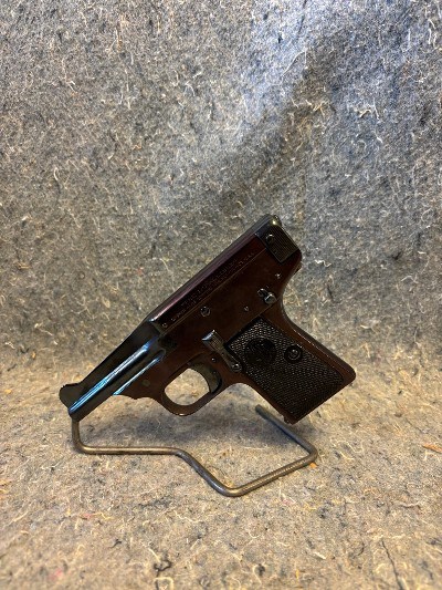 WARNER ARMS CORPORATION "THE INFALLIBLE" .32 ACP - Image 2 of 3