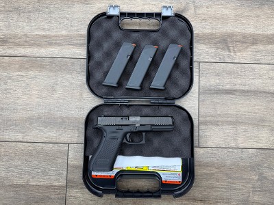 GLOCK G22 GEN 5 .40 S&W