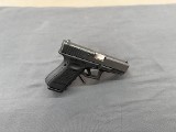 GLOCK G23 GEN 4 .40 S&W - 1 of 2