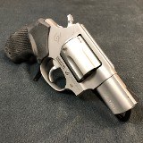 TAURUS 605 .357 MAG - 2 of 3